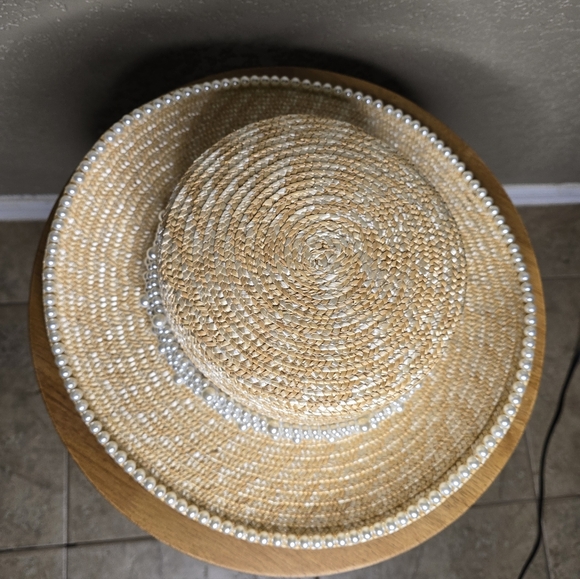 Elegant Pearl-Embellished Straw Hat - Bridal, Bachelorette. New! - Picture 2 of 3